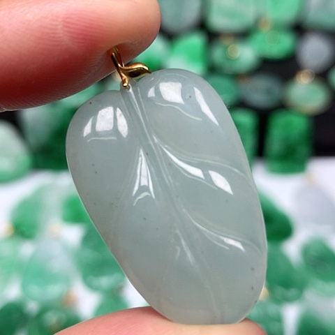 翡翠吊坠(不含链)18K金镶嵌