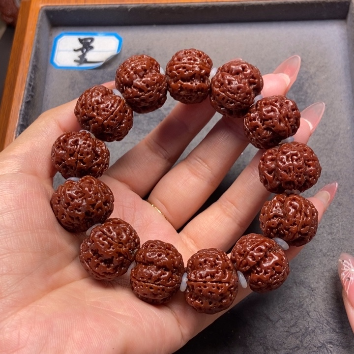 金刚菩提吊坠菩提