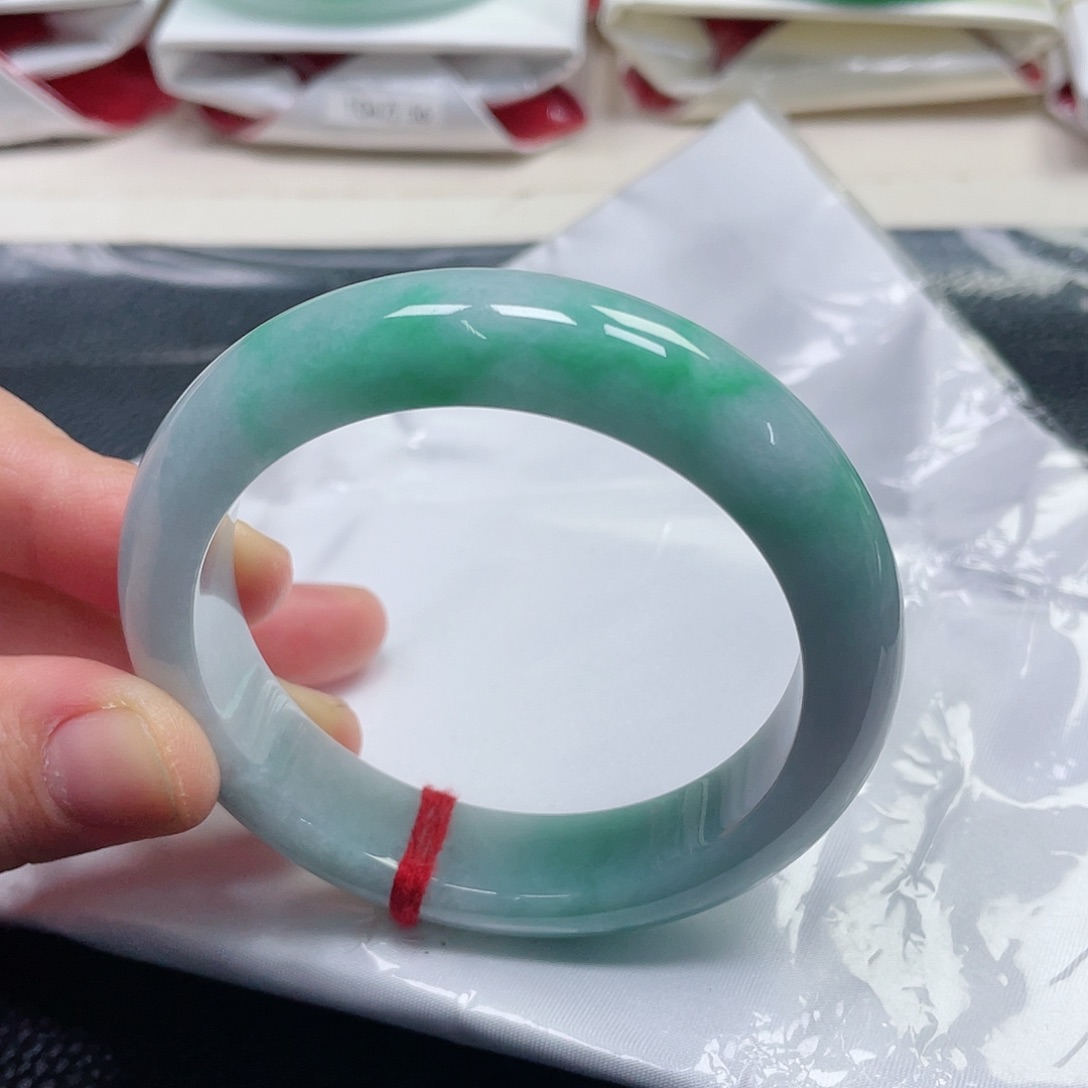 未镶嵌手镯翡翠缅甸翡翠