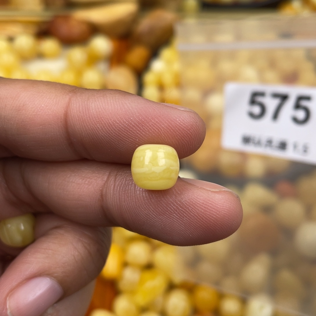 未镶嵌蜜蜡珠宝奇石9