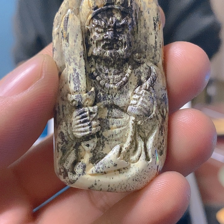 天然猛犸牙雕刻残次品