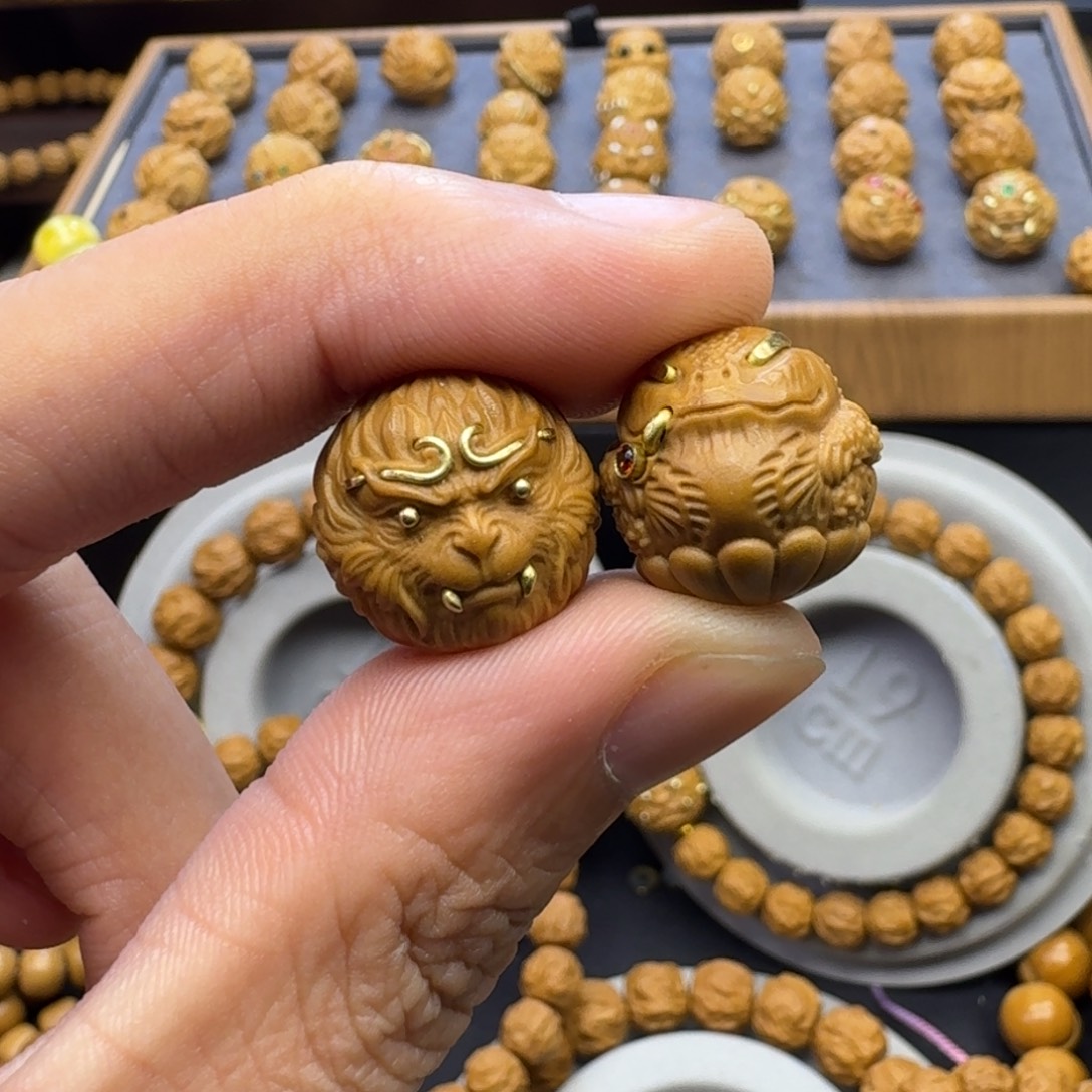 今***睡文泰雕刻加悟空雕刻