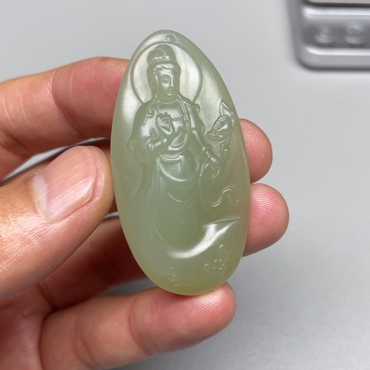 和田玉吊坠(不含链)未镶嵌一****行