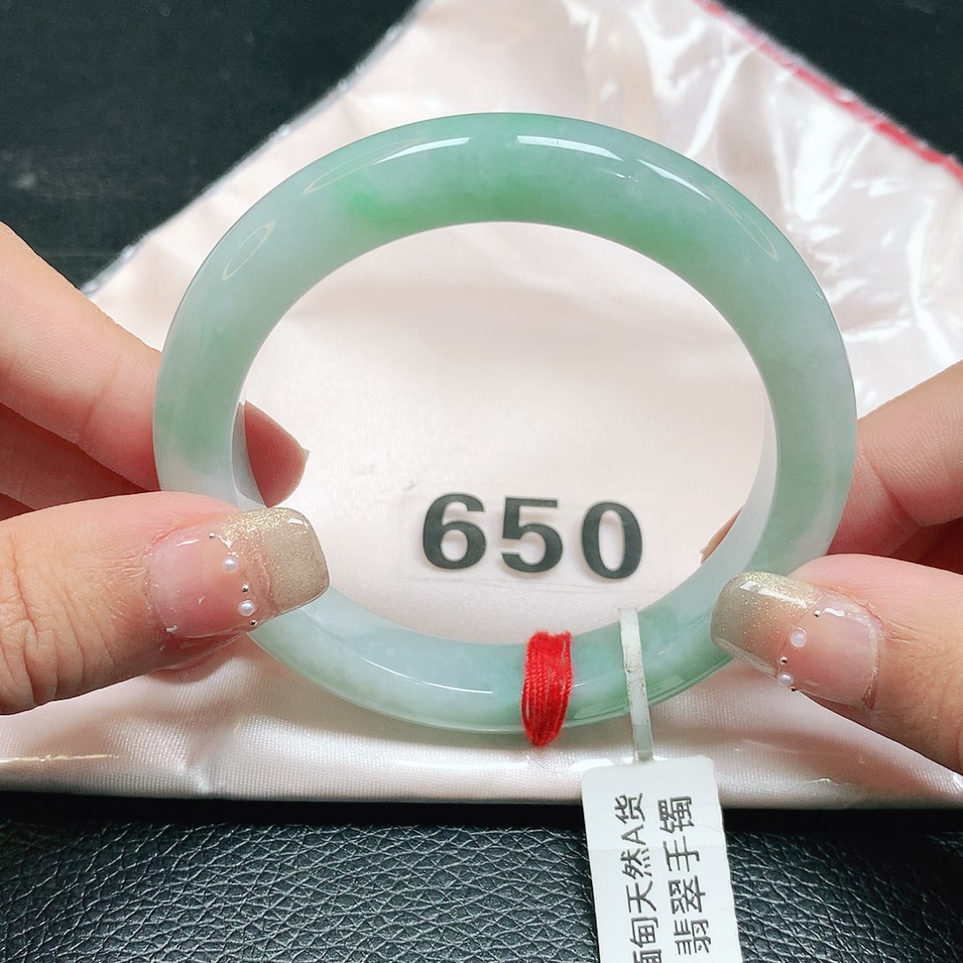 未镶嵌手镯翡翠正圈
