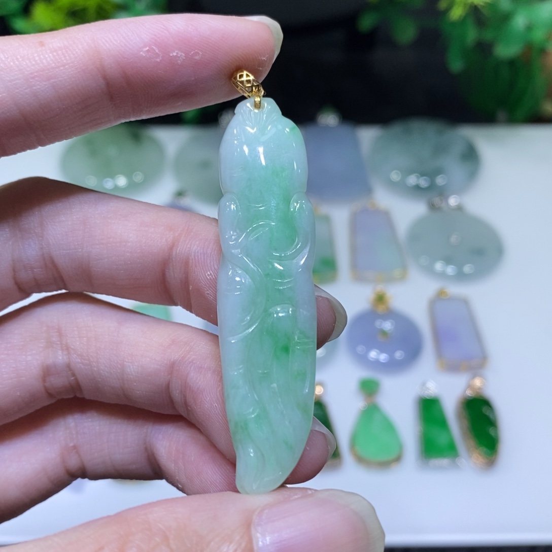 翡翠18K金镶嵌吊坠(不含链)