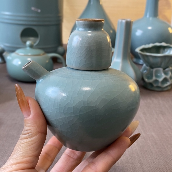 瓷片一壶一杯一一一一