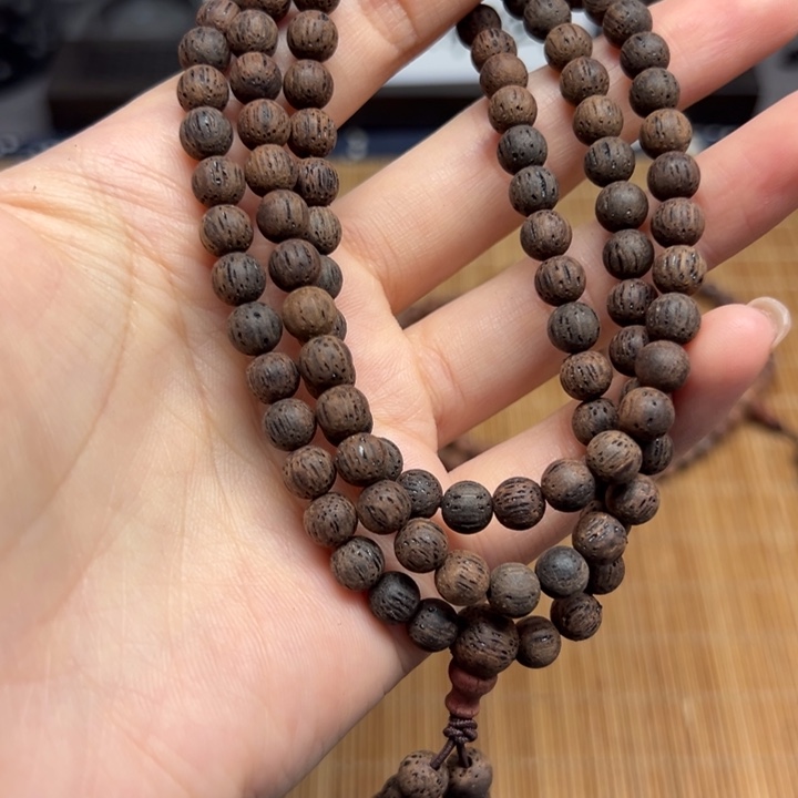 藤类缅甸小叶降真香绿油超一档绿油0.6/108颗