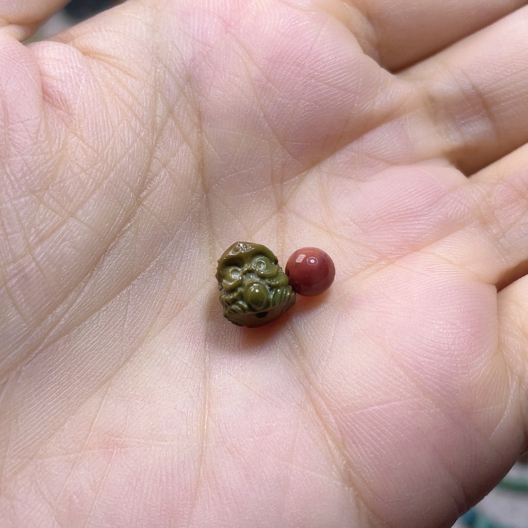 未镶嵌配饰南红玛瑙