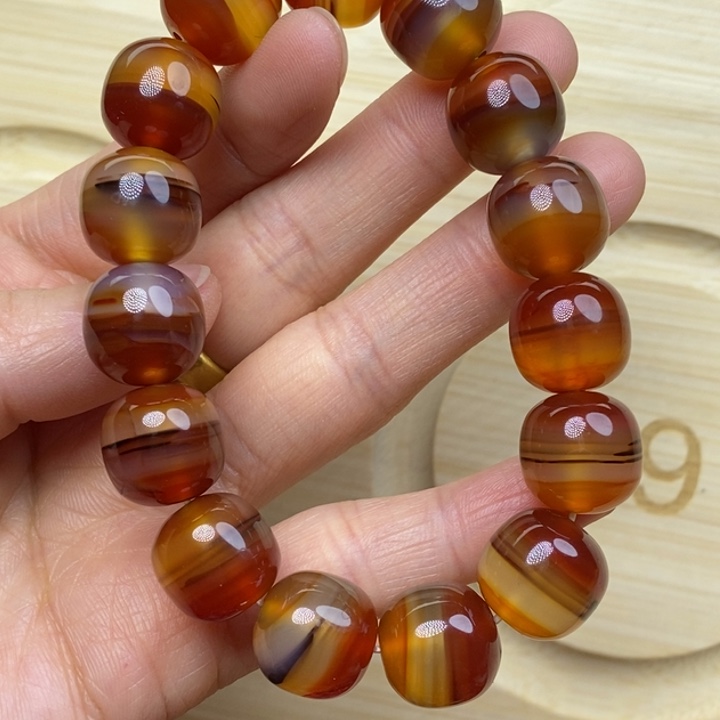 用***心玛瑙/玉髓未镶嵌手链