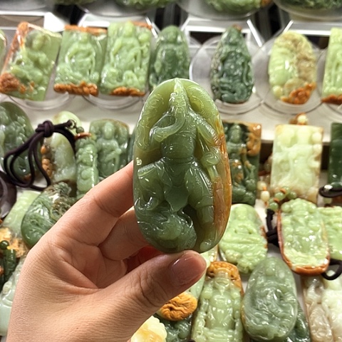 未镶嵌和田玉挂件