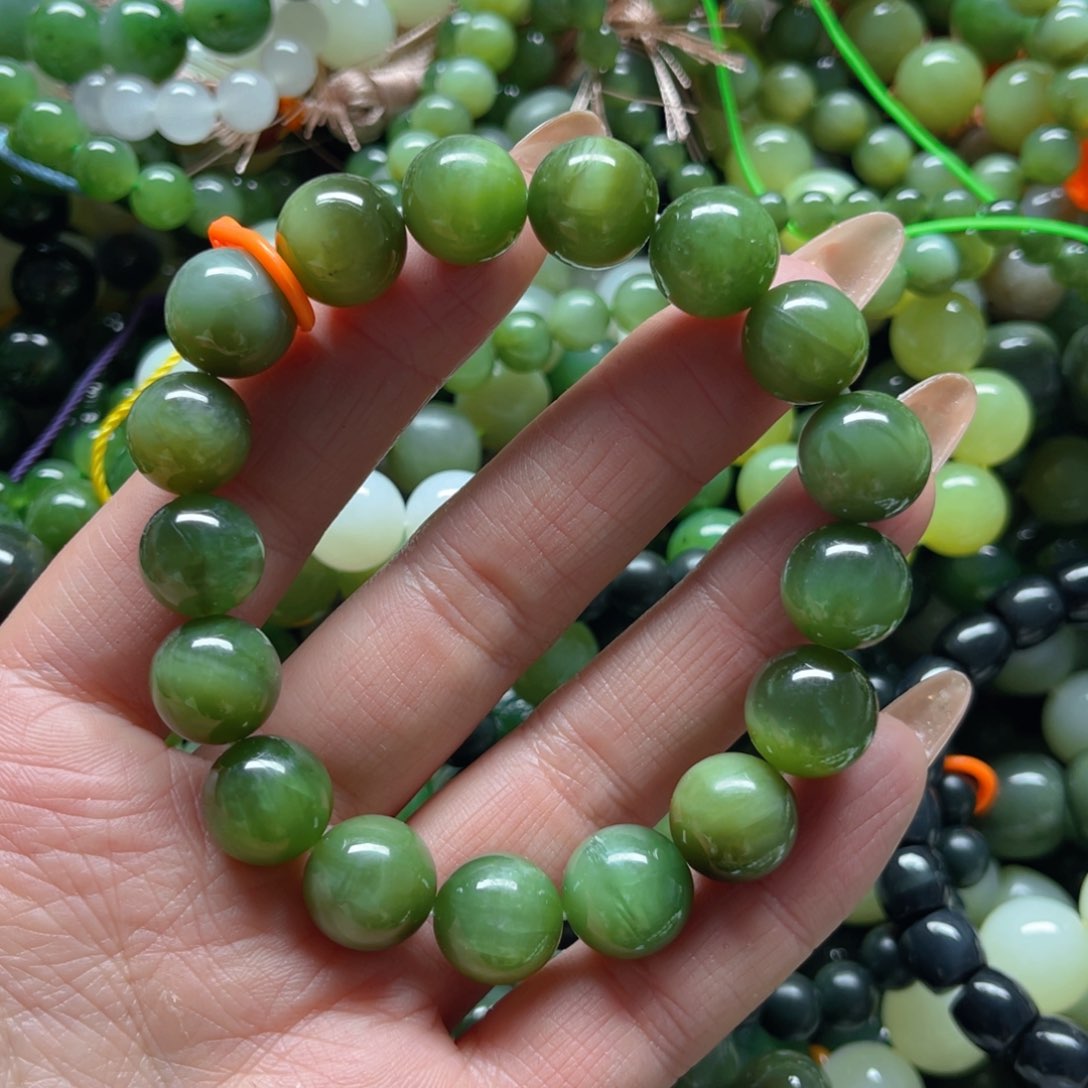 和田玉手串未镶嵌