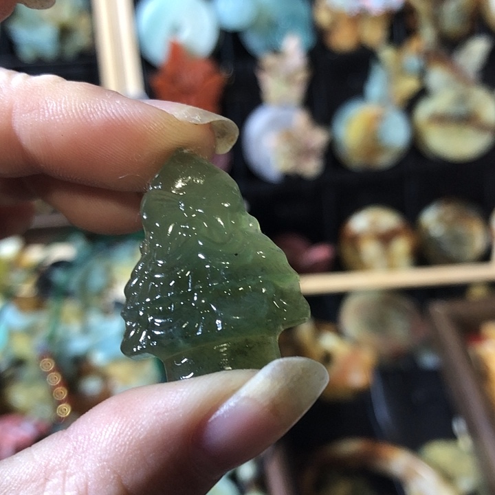 岫玉未镶嵌岫玉挂件