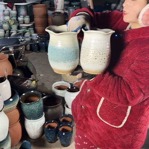 口16高20瑕疵盆子。