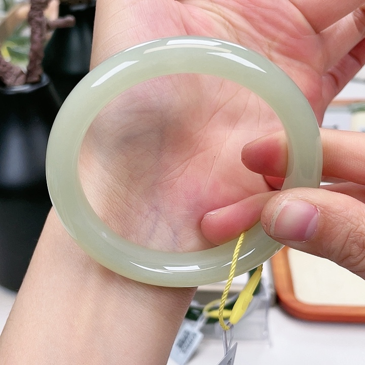 和田玉手镯5960未镶嵌