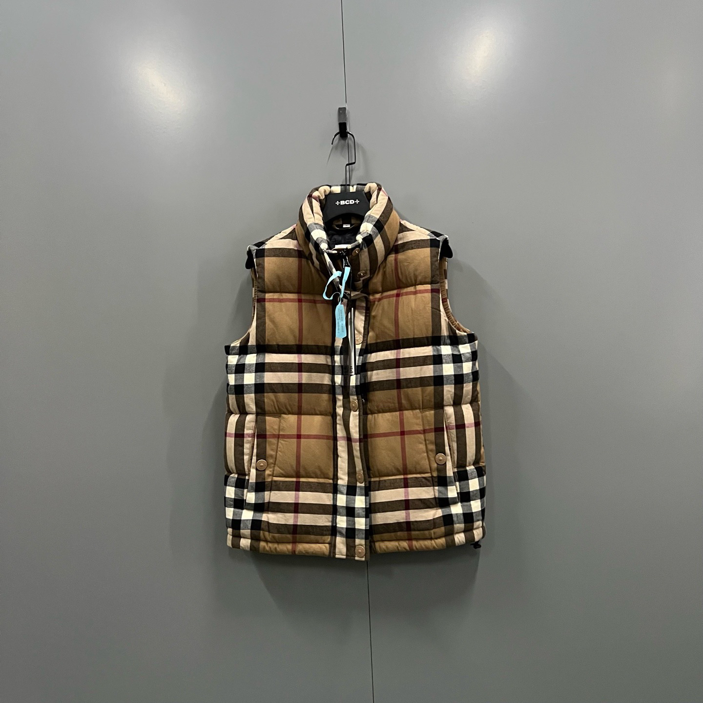 未使用 BURBERRY/博柏利 zz 经典格纹立领羽绒马甲 M码/206298