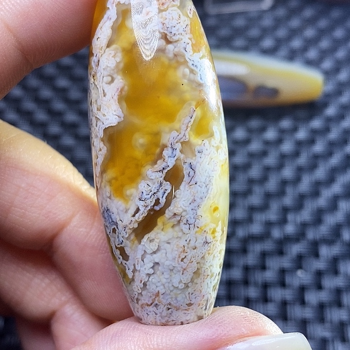 你***呢玛瑙/玉髓未镶嵌颈饰