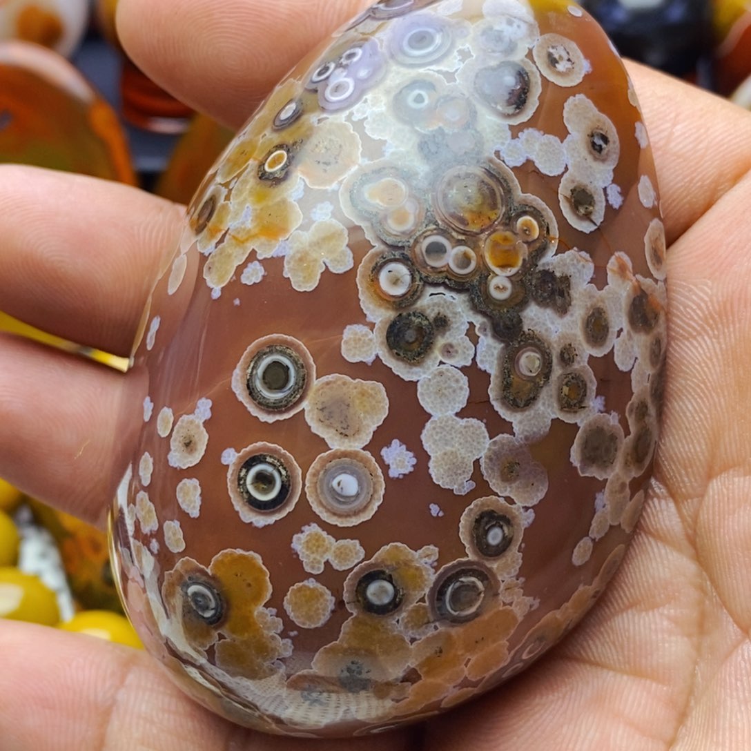 玛瑙/玉髓颈饰未镶嵌我**良