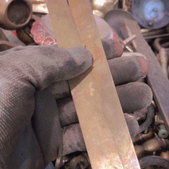 布***帕闪电购铜摆件工艺品