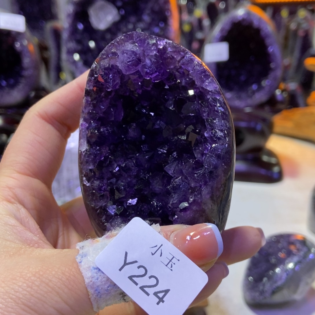 水晶摆件未镶嵌摆件