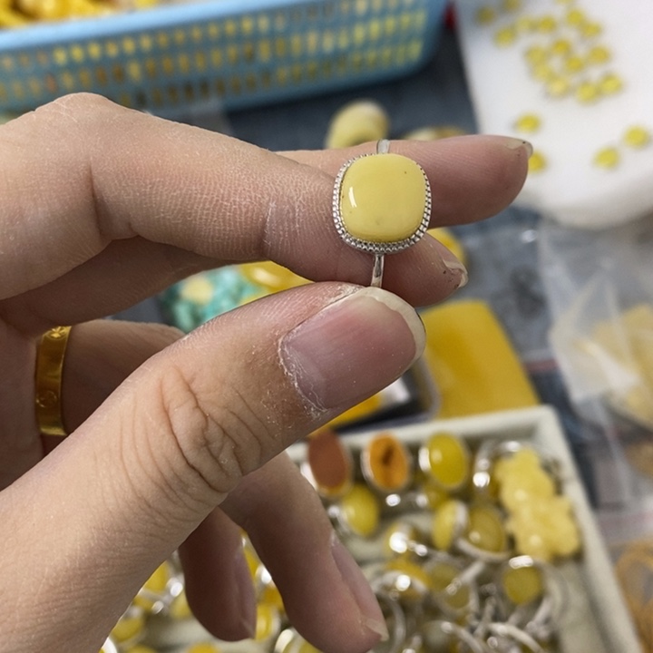 蜜蜡裸石银S925镶嵌戒指