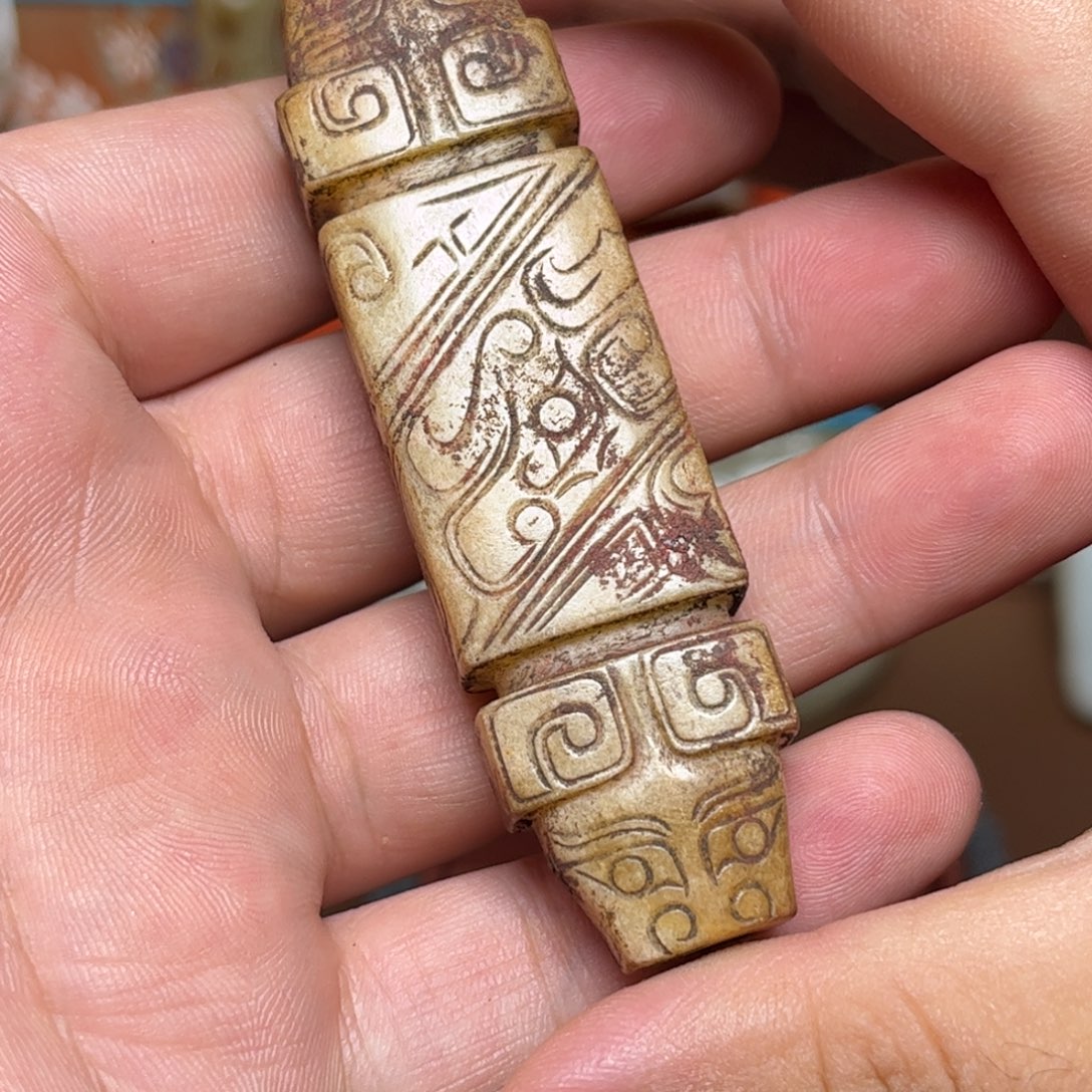 道***格和田玉（糖玉）未镶嵌挂件