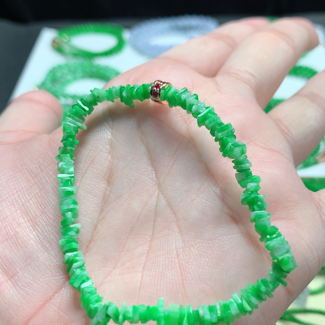 翡翠未镶嵌手链翡翠