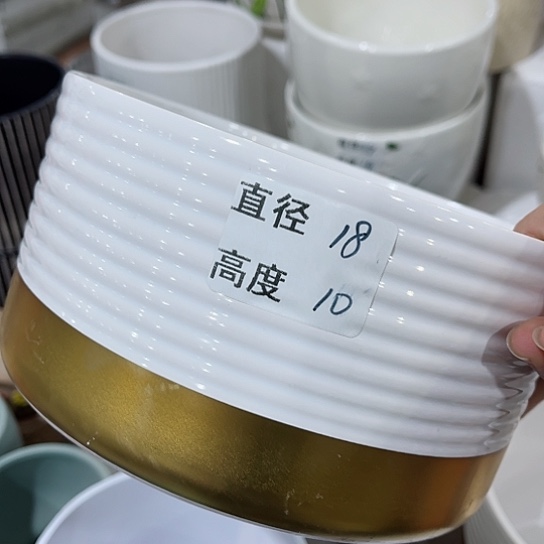 多肉绿植陶瓷花盆9.9包邮，有孔