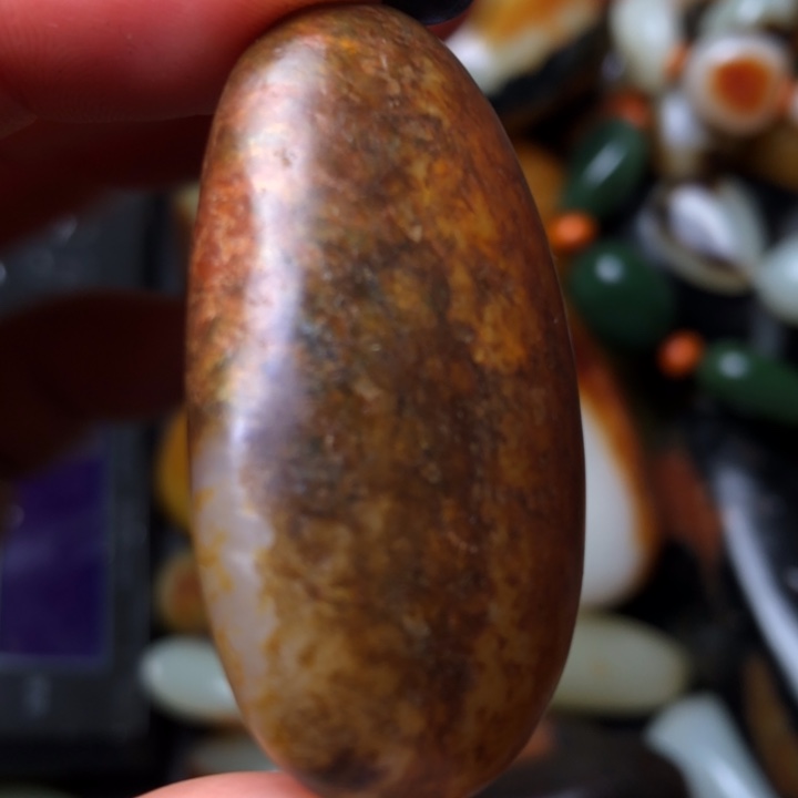 和田玉未镶嵌珠宝奇石