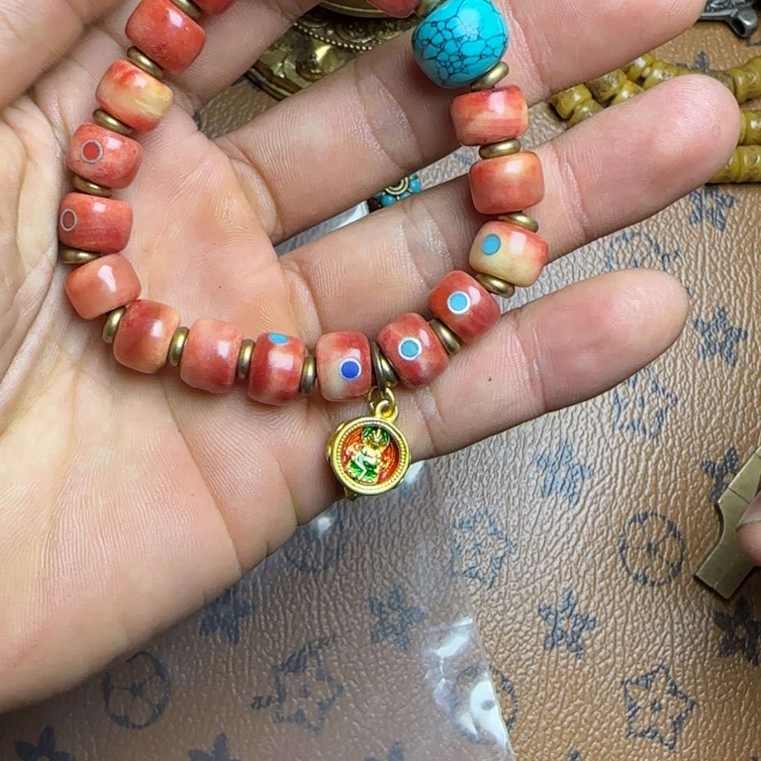 尘***柏香籽/百香籽吊坠