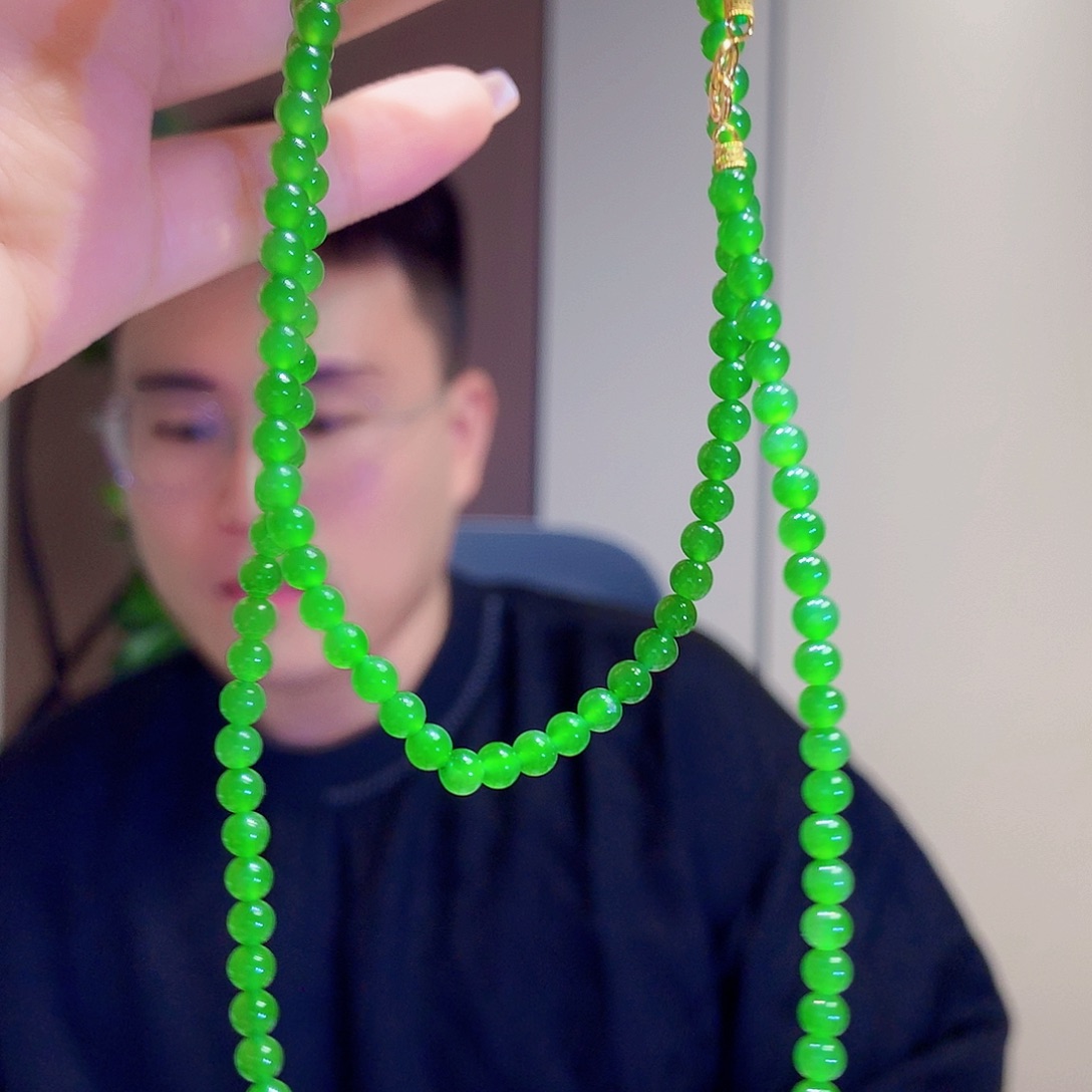 和田玉（碧玉）18K金镶嵌颈饰卡4长链