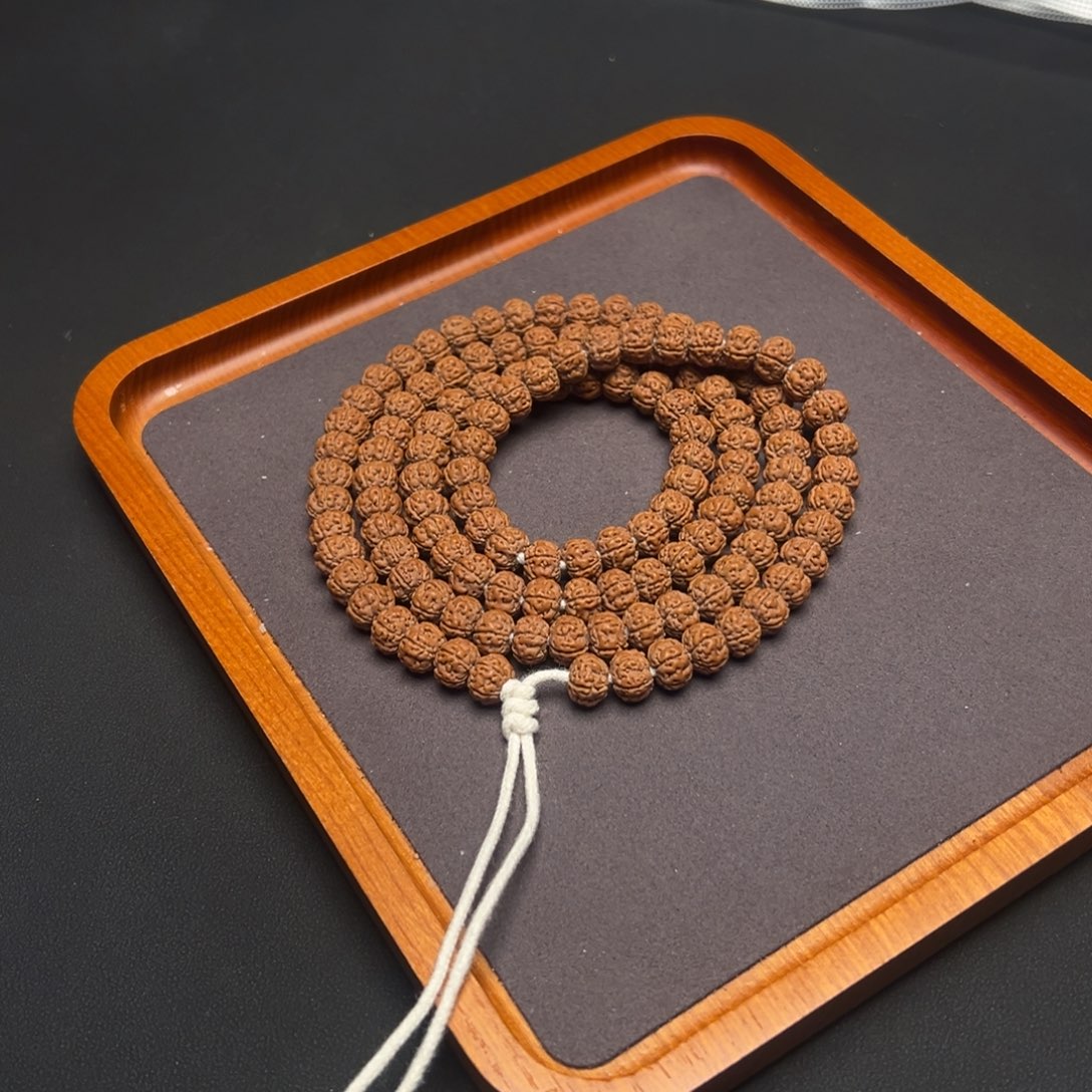 蜕***稚金刚菩提吊坠老树