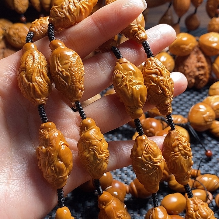 吊坠橄榄核半**缘骑兽脖挂