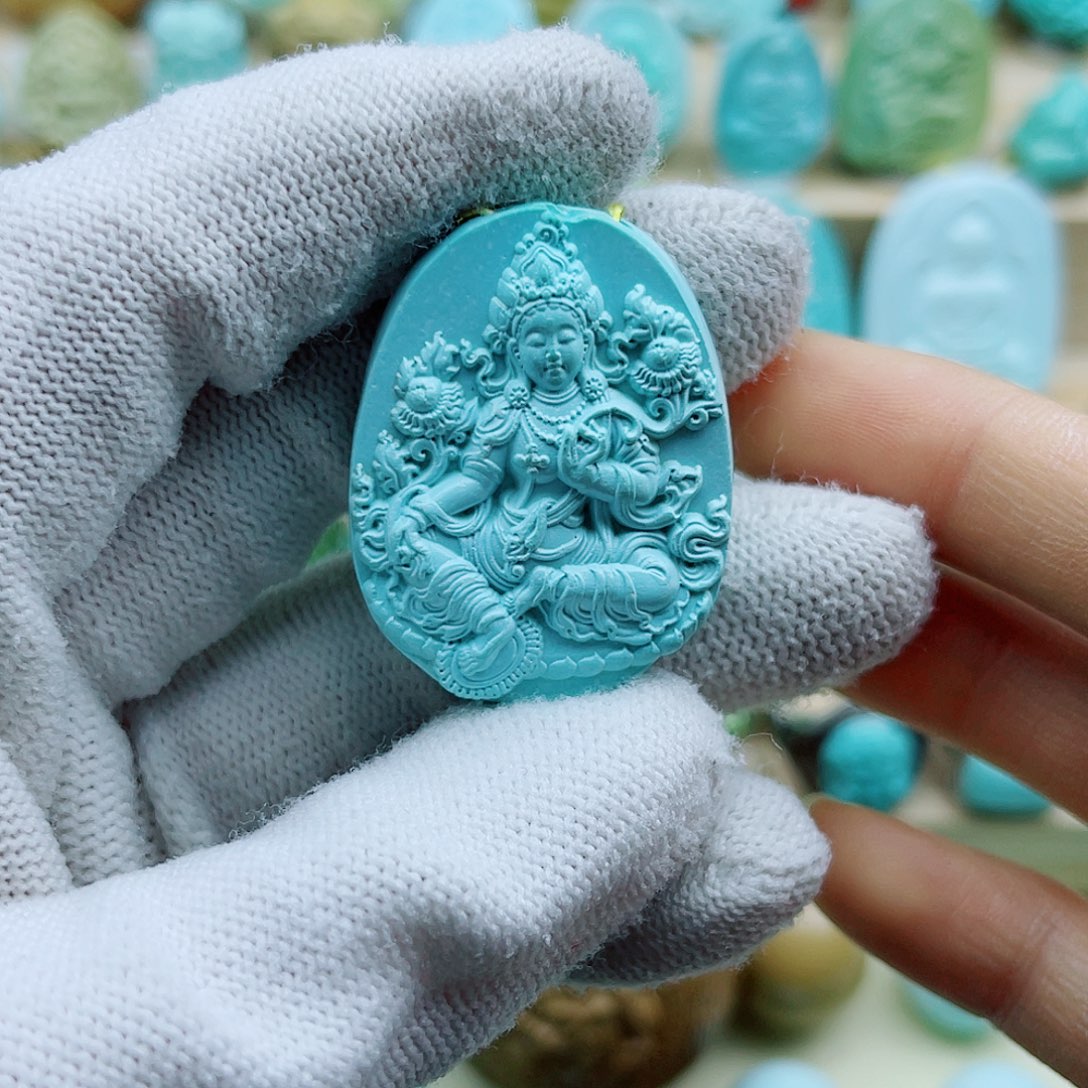 绿松石未镶嵌珠宝奇石