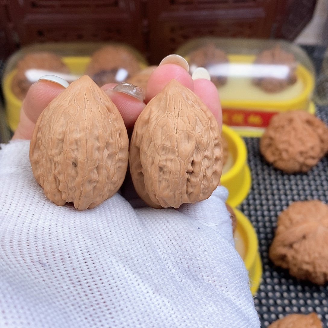 文玩核桃把件L*28➕野生果