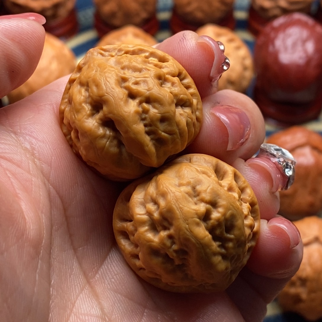 文玩核桃把件精品小手捻