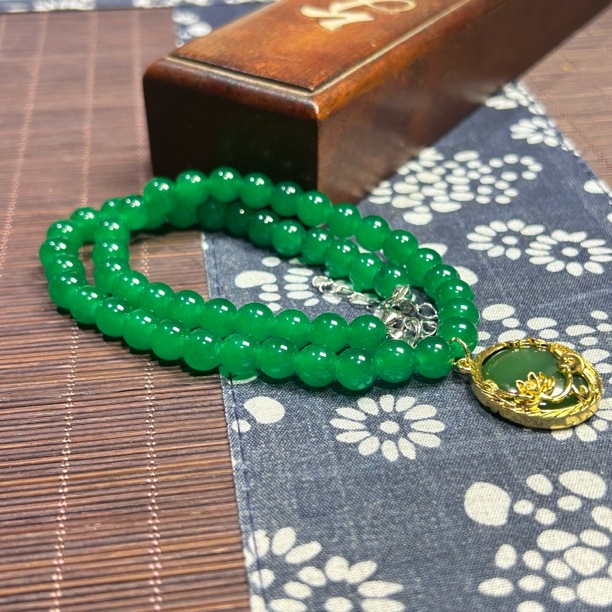 莲年有余满绿玉石吊坠妈妈链
