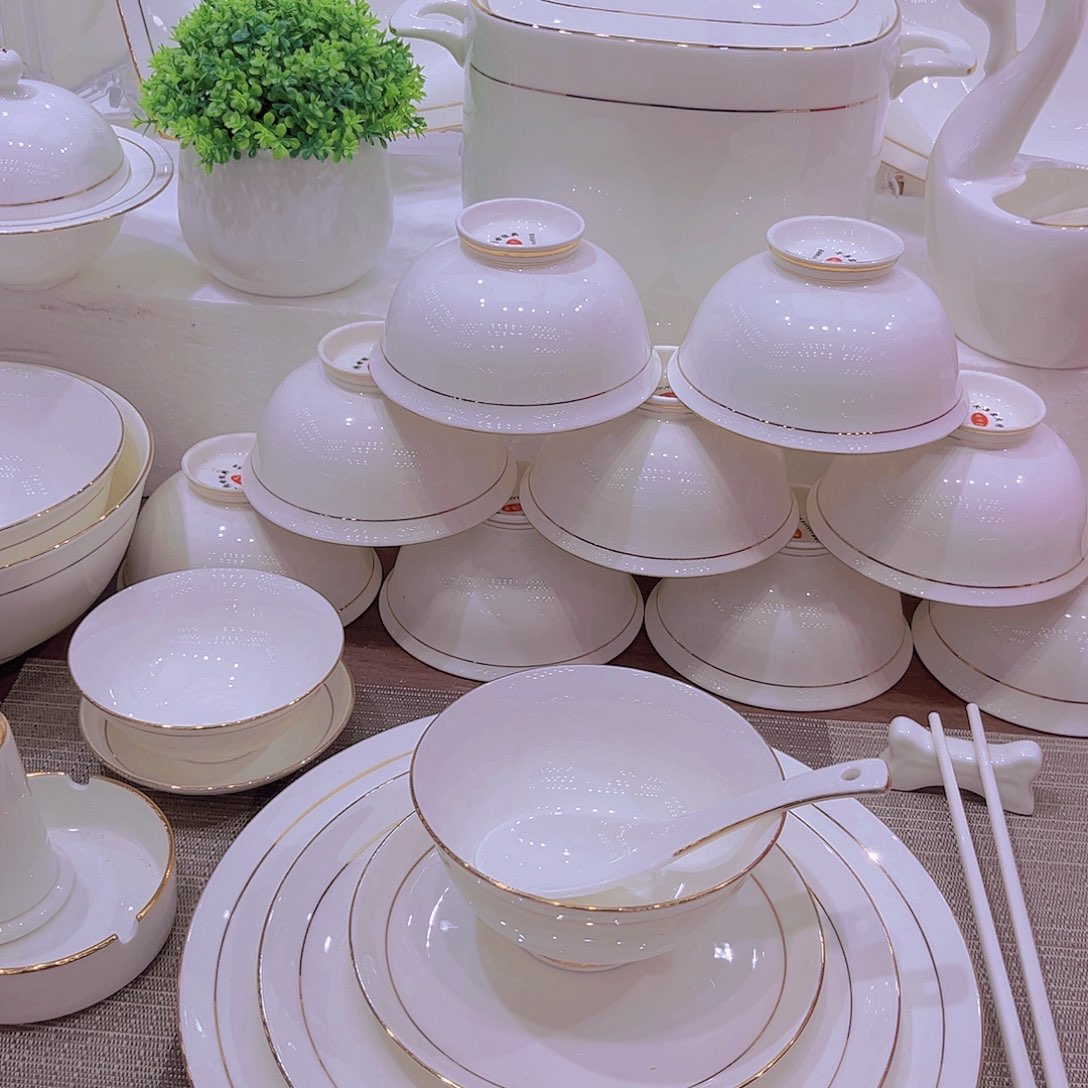 45%以上骨粉骨瓷金镶玉套装组合