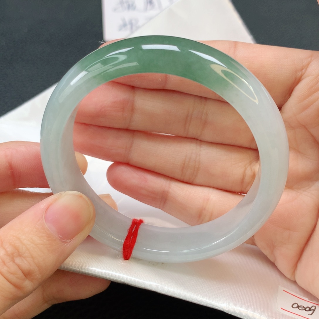 翡翠手镯未镶嵌缅甸55