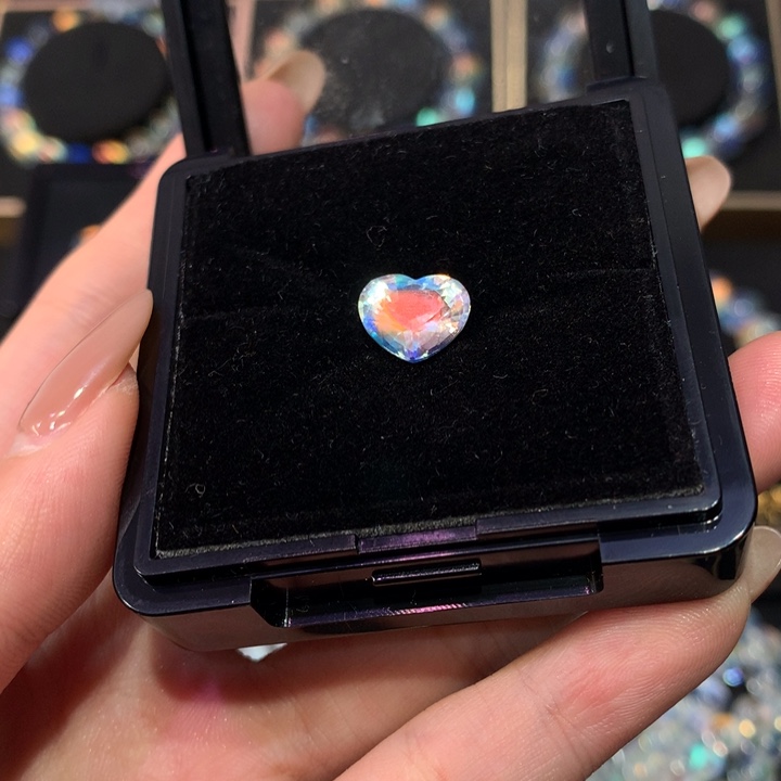 许***界月光石裸石未镶嵌