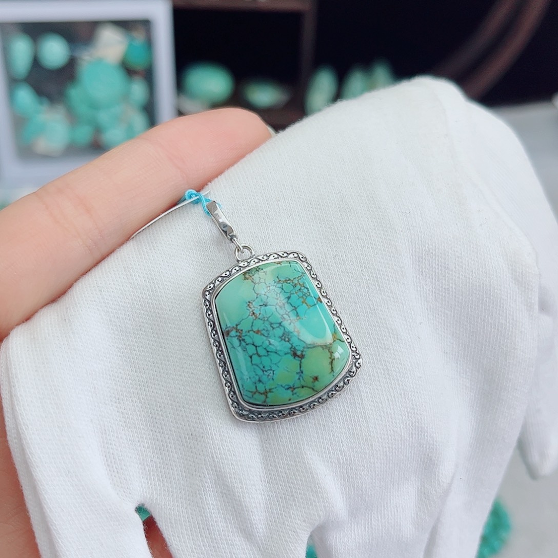 鱼***爱绿松石未镶嵌绿松石