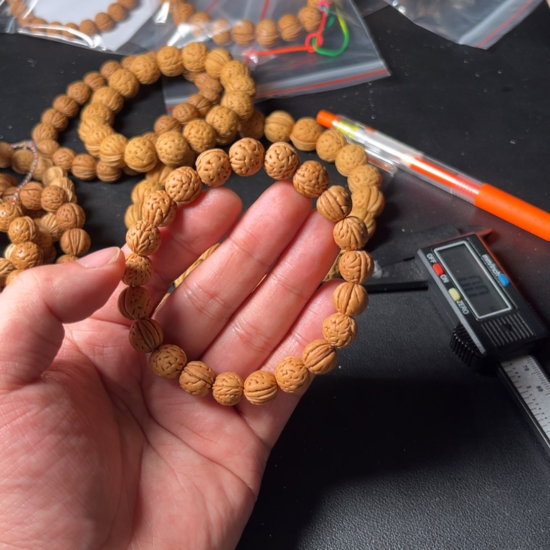 ****.磊落出品160红红火火