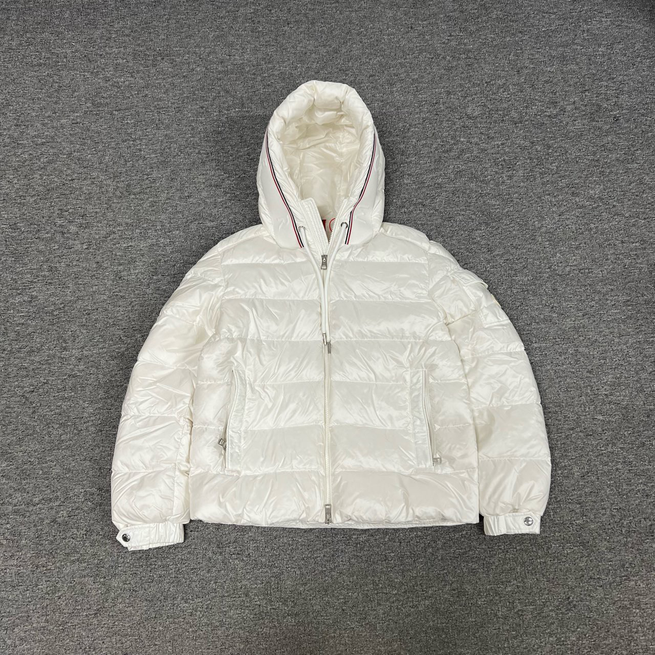 99新 MONCLER 蒙口 白色 连帽 羽绒服 1码 帽子编织拼接