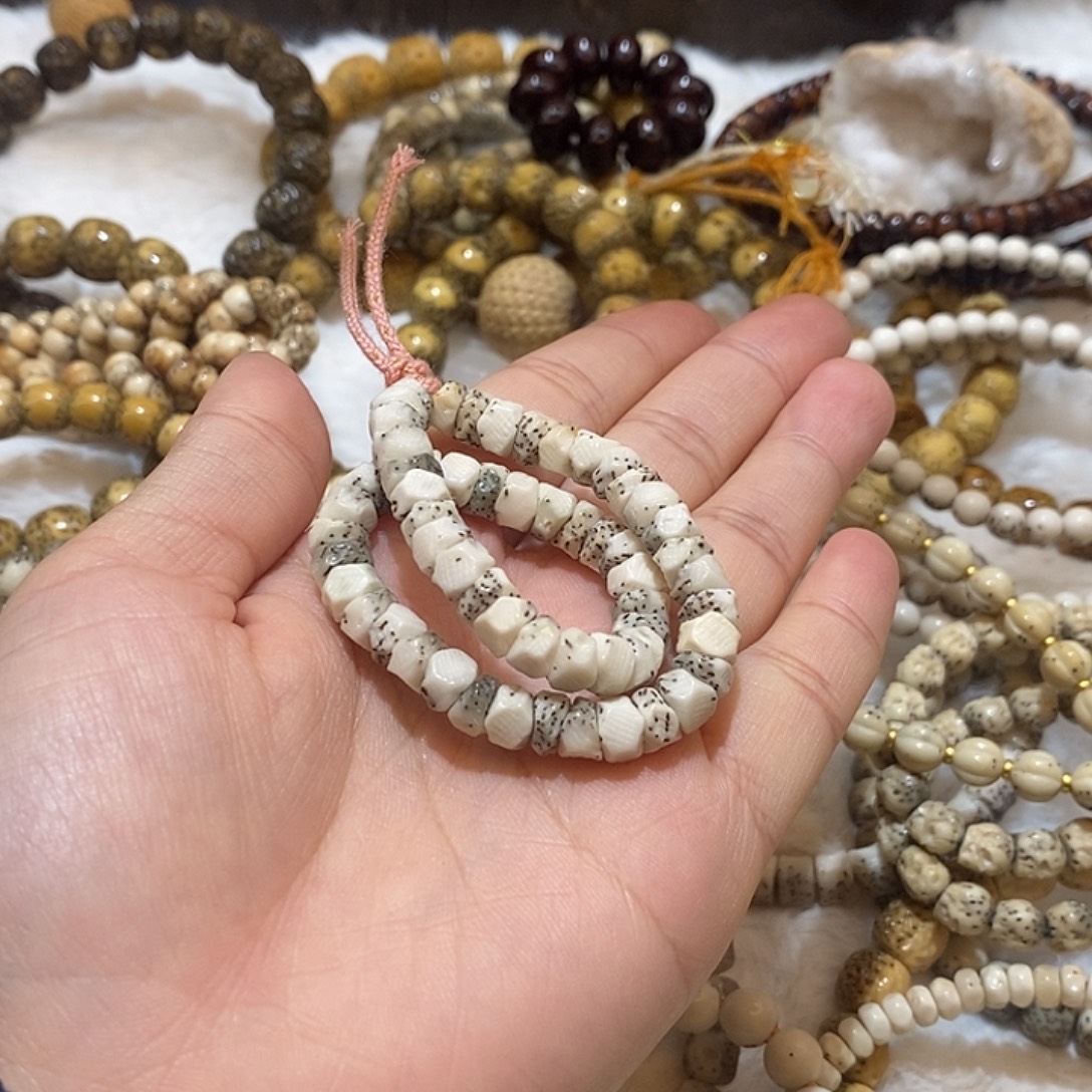 吊坠星月菩提海南