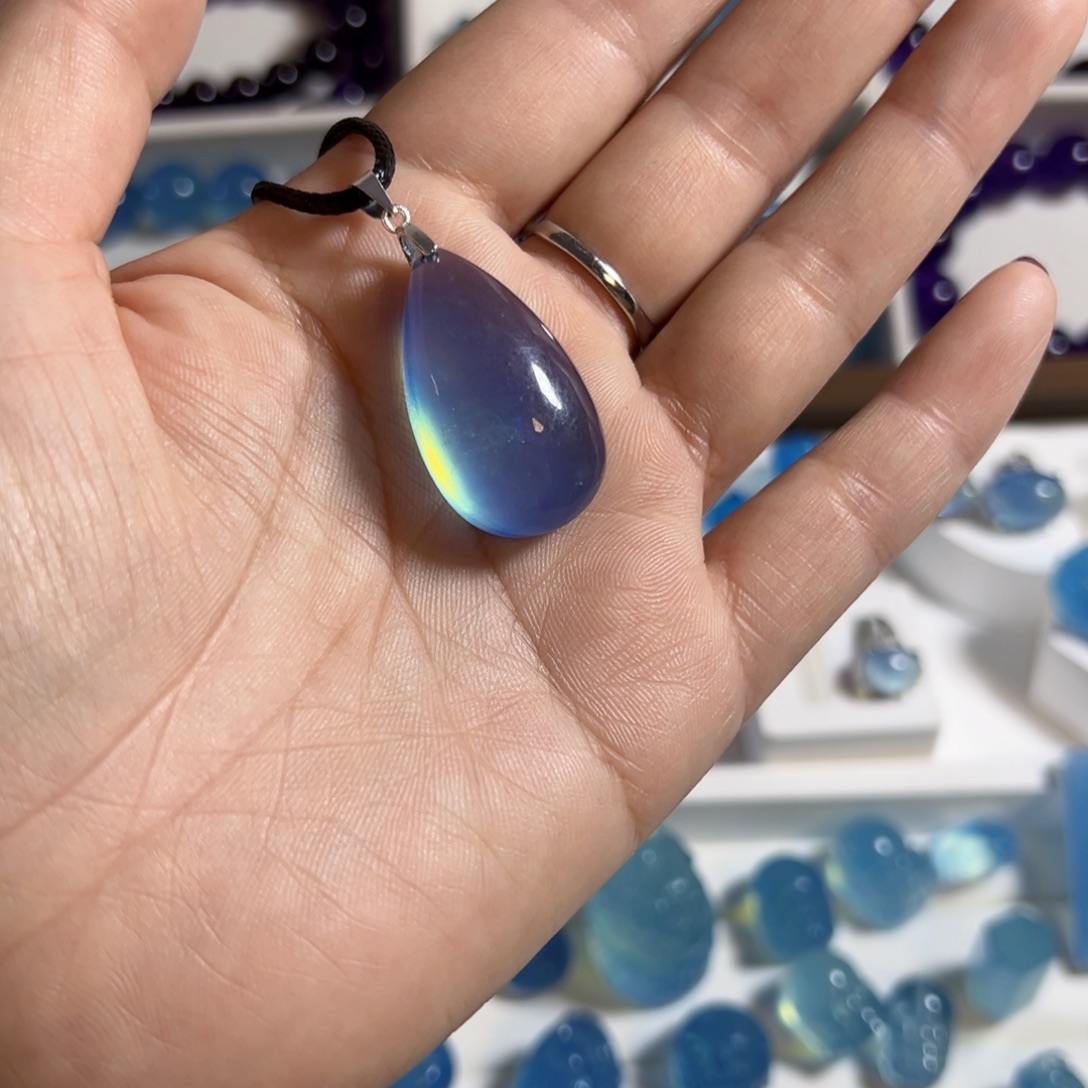 越***好海蓝水滴吊坠直播间专拍