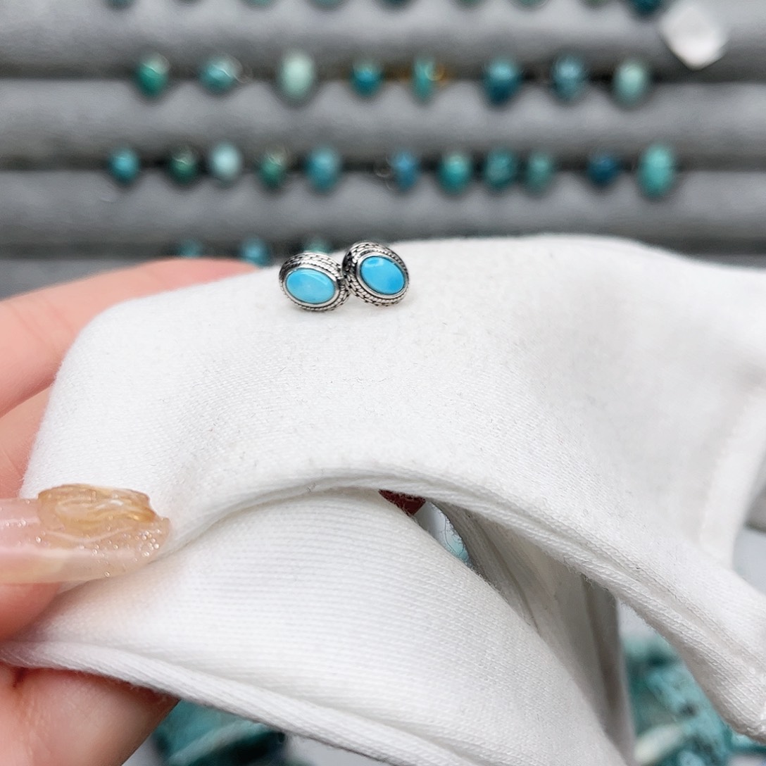 绿松石绿松石未镶嵌