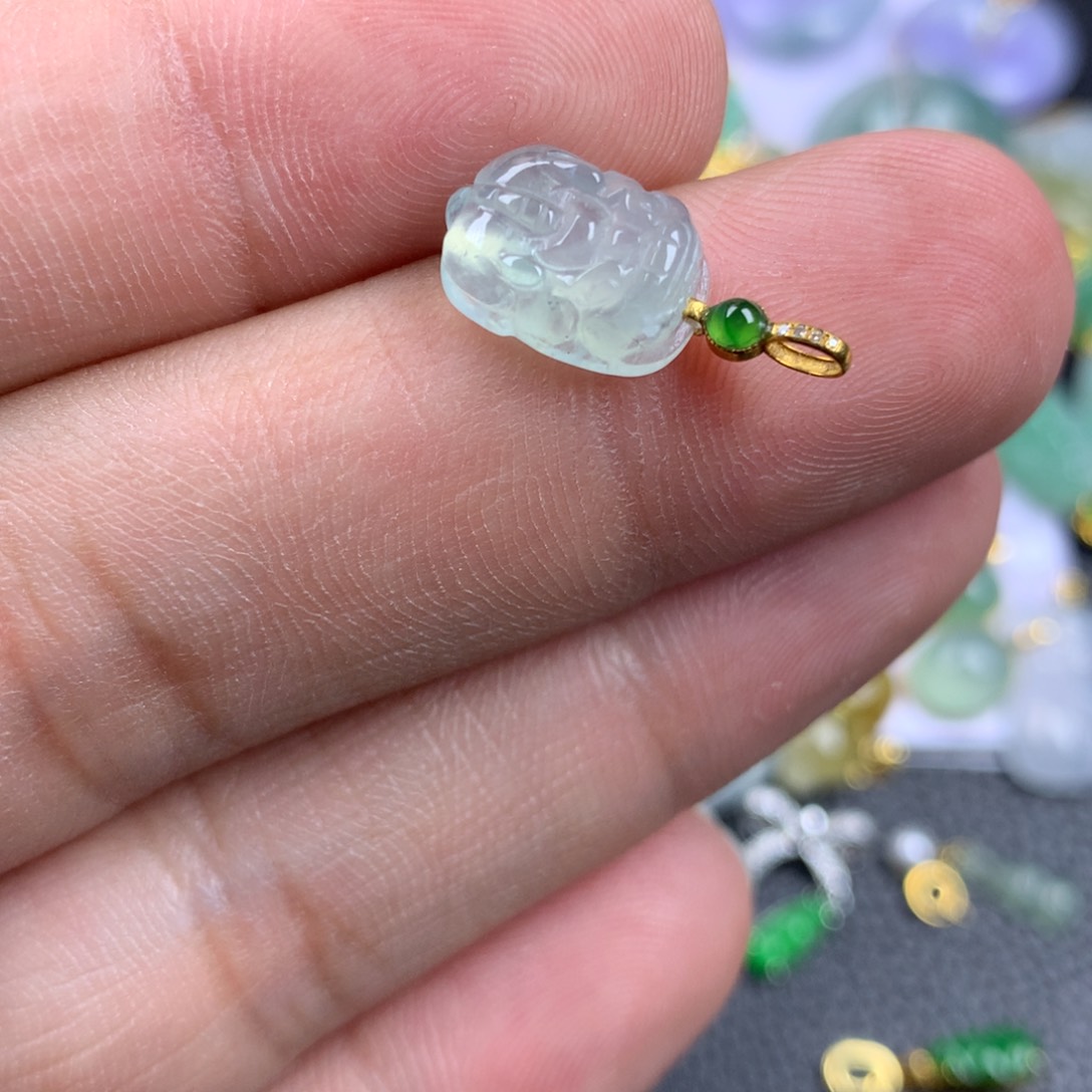 【闪购商品】翡翠18K金镶嵌颈饰翡翠