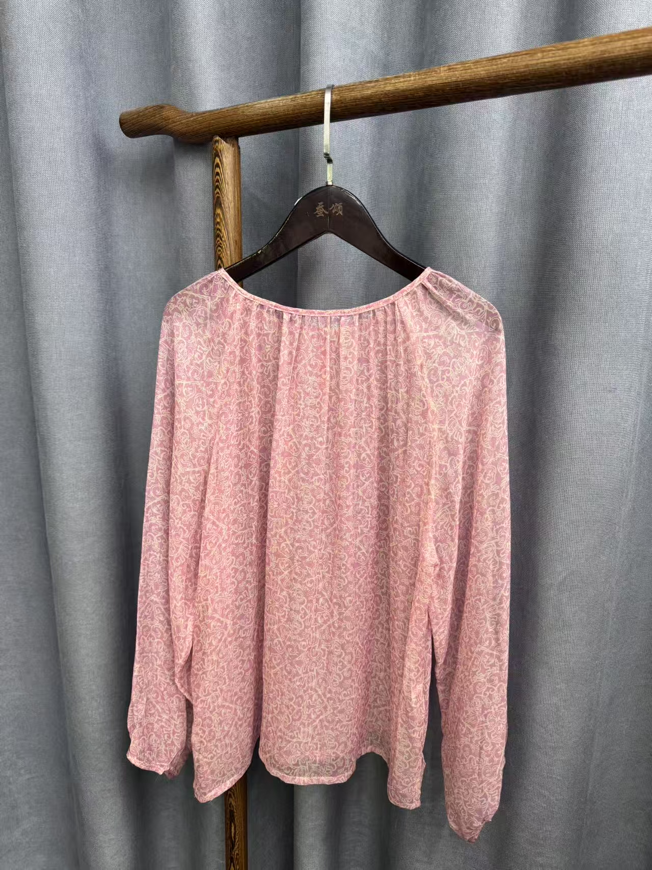 2025夏季新款时尚休闲百搭桑蚕丝防晒罩衫上衣女A140