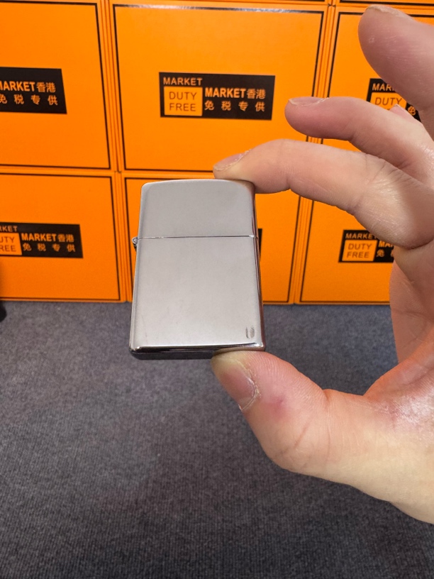 光版时尚个性白打火机