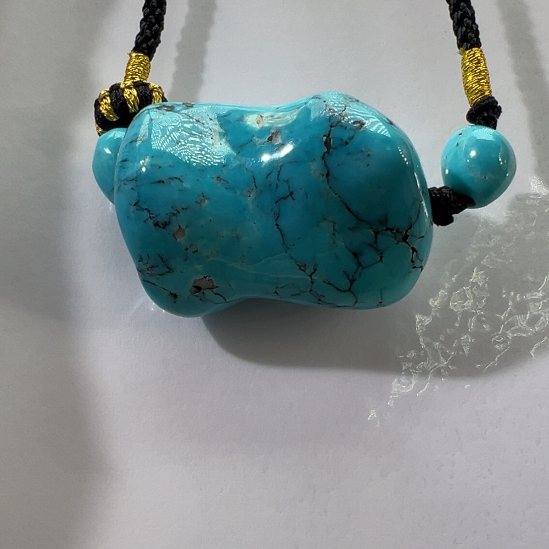 绿松石未镶嵌挂件