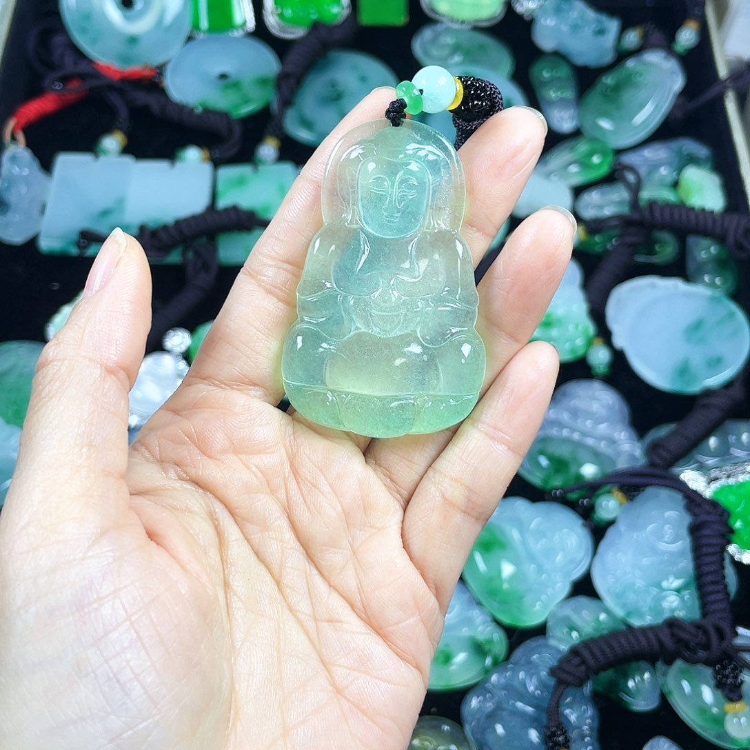 马***功翡翠未镶嵌颈饰吊坠